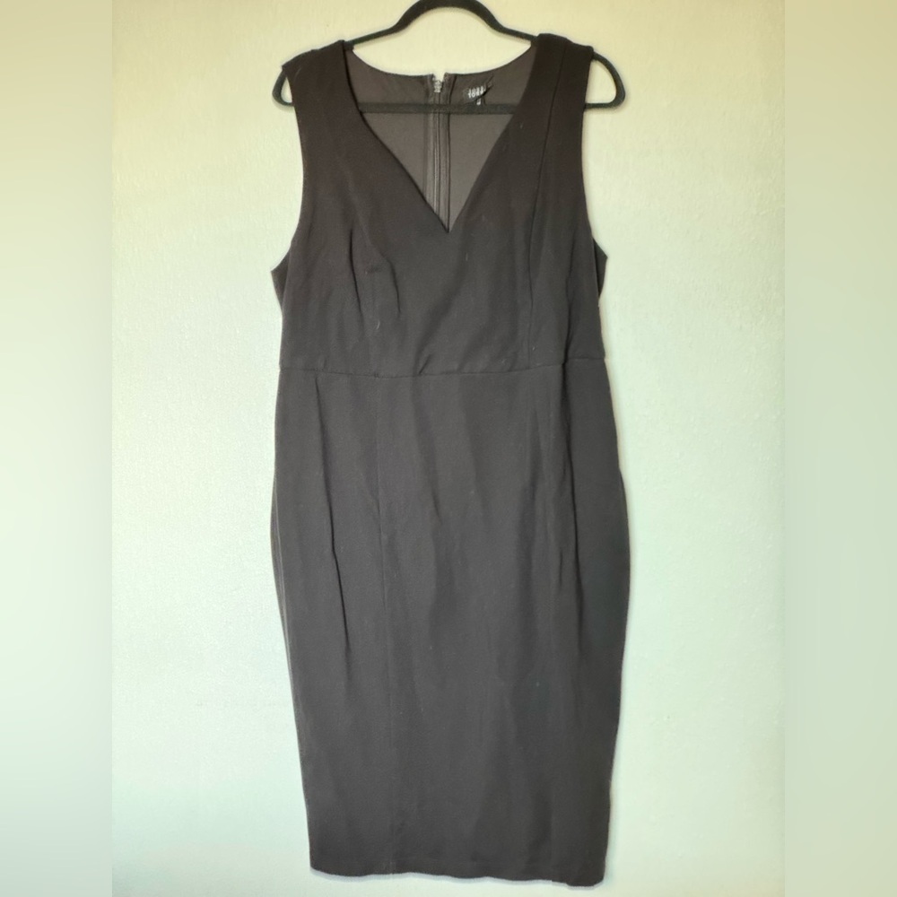 Torrid Dress Womens Sz 18stretch Sleeveless V-Neck Slit Back Zip Black Dress
